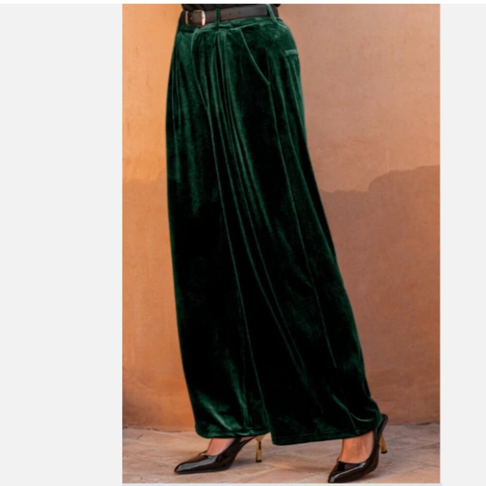 Green Velvet Wide-Leg Pants - High Waisted, Luxurious Feel, NWT XL Cupshe
